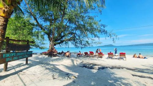 Koh Rong Hotel | Enchanting Oceanfront Bungalow on Koh Rong - 4 Star Stay