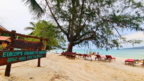 Koh Rong Hotel | Enchanting Oceanfront Bungalow on Koh Rong - 4 Star Stay