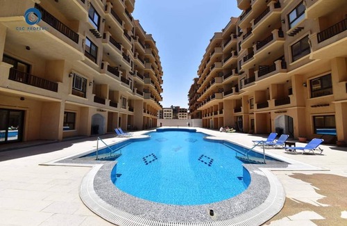 Al Ahyaa Apartment | Seaside Studio Retreat with Pool and Private Beach Access
