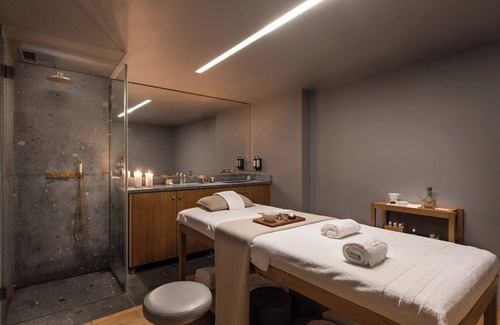 Guimaraes Hotel | Discover Eurostars Santa Luzia: Rated 8.8/10 with Pool & Spa