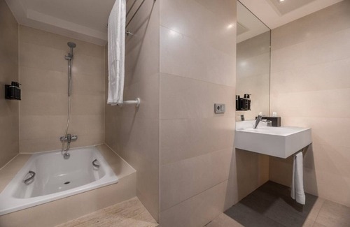 Astorga Hotel | Relax at Eurostars Via De La Plata - Rated 9.6/10, Spa & More