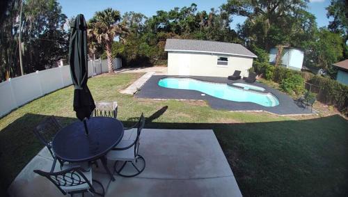 Eustis House | Eustis Pool Retreat!