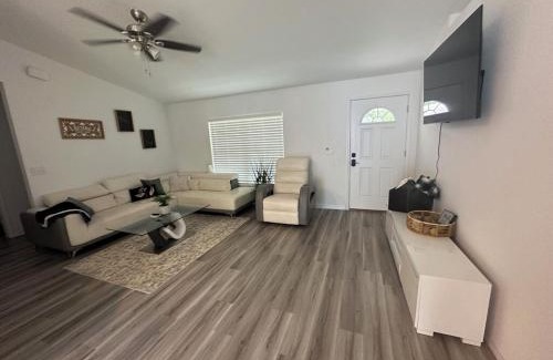Eustis House | Eustis Pool Retreat!