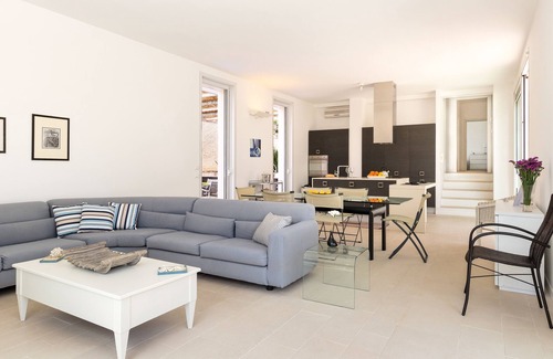 Ragusa Villa | Discover Euterpe: Villa with Private Pool in Marina di Ragusa