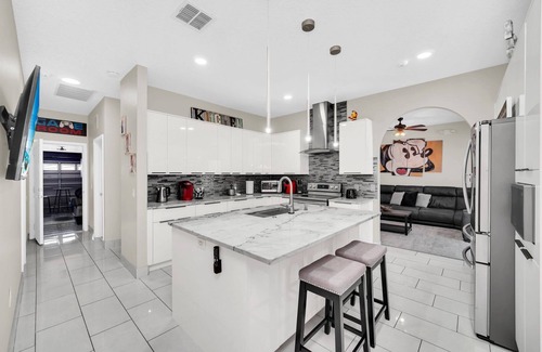 Kissimmee Villa | Inviting 4 Bedroom Pool Home Near Disney Attractions