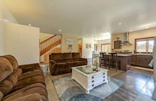 Shelter Cove House | Pet-Friendly Retreat with Ocean Views, Perfect for Families