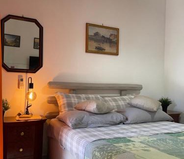 Zona XXXI Mezzocammino House | Pet-Friendly Eva Capital Guest House for Families