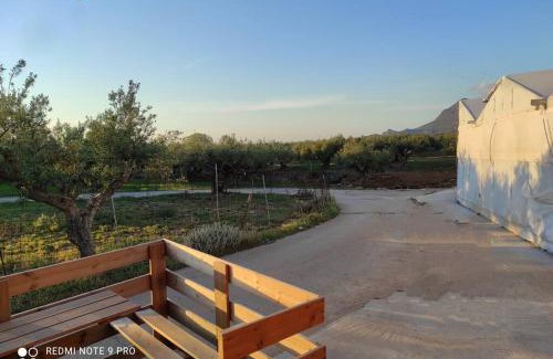 Limeniskos Villa | Pet-Friendly Evaggelias House with Top Guest Ratings