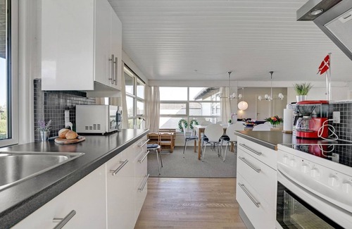 Middelfart House | Experience Oceanfront Bliss at Evald, Steps from the Sea