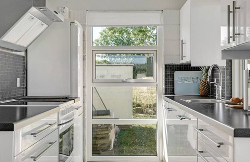 Middelfart House | Experience Oceanfront Bliss at Evald, Steps from the Sea
