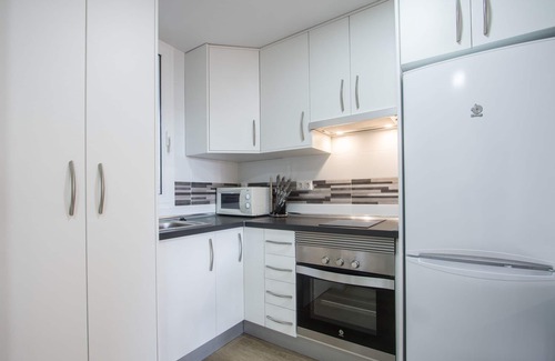 Benidorm Apartment | EVAMAR 3rd Apartment - Pet Friendly with Pool & Spa