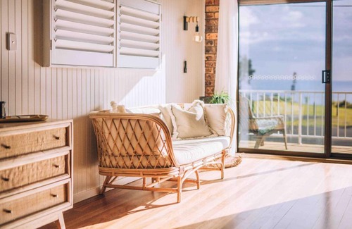 South Evans Head House | Pet-Friendly Evans Headland Cottage on Ocean Drive