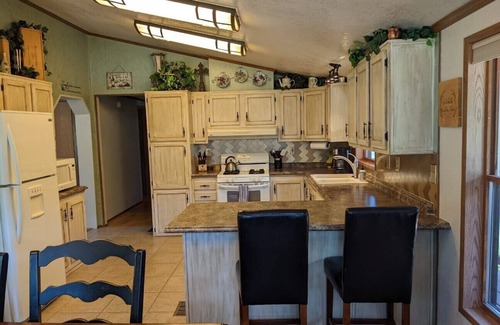 Idlewild Estates House | Experience Evans Heaven: Ocean View, Pool & Spa Retreat