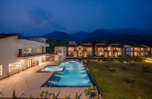 Kotabagh Resort | Relaxing Evara Spa & Resort: 4-Star Oceanfront Retreat