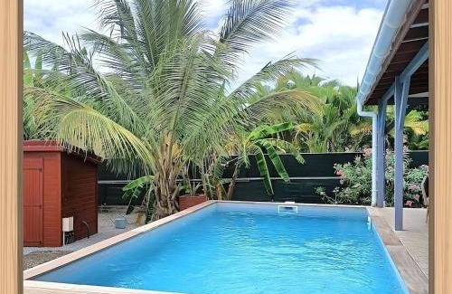 Saint-Louis Villa | Idyllic Domaine Babwala: Villa & Bungalow with Pool Oasis