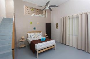 Grand River South East House | EvaZion: Family-Friendly Stay with Pool and Breakfast