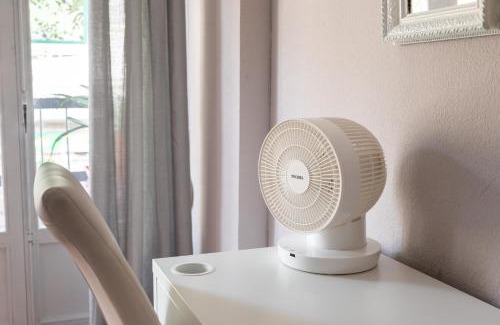 Benalua House | Discover EVE Rooms: Family & Pet Friendly in Estacion
