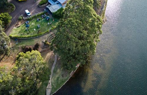 Burekup Resort | Escape to Evedon Lakeside Retreat: Family-Friendly Getaway
