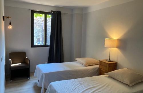 Evenos Bed & Breakfast | Oceanfront EVEN Bistrot: Guest Rated 9.3/10 Experience