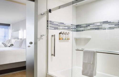 Norwalk Hotel | Relax at EVEN Hotel Norwalk: Eco-Friendly Stay Awaits