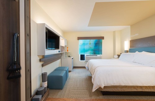 Norwalk Hotel | Relax at EVEN Hotel Norwalk: Eco-Friendly Stay Awaits