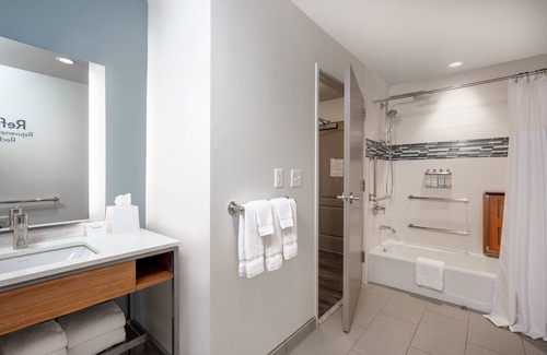 Englewood Hotel | Welcoming EVEN Hotels Denver Tech Center-Englewood Awaits