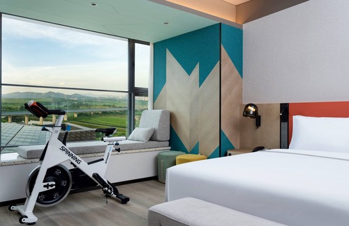 Dongguan Hotel | Top-Rated EVEN Hotels Shenzhen Guangming Cloud Park Stay