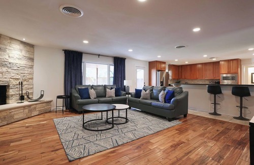 Lubbock House | Experience Evening Breeze in Melanie Park: Family-Friendly Stay
