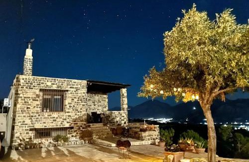 Ierapetra House | Top Rated Evenos Stone Villa with Family-Friendly Amenities