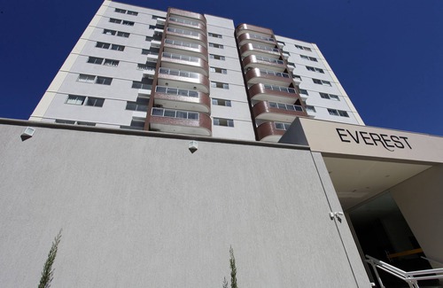 Do Turista Condo | Budget-Friendly Everest Flat Service with Family Amenities