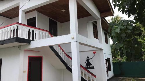 Piliyandala House | Pet-Friendly Everest Rooms for Families and Budget Travelers