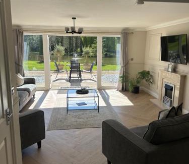Denver House | Family-Friendly Everglades: Guest Rated 9/10 Experience