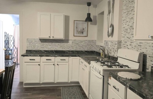 Casey House | Evergreen Edge - 1 mile from town!