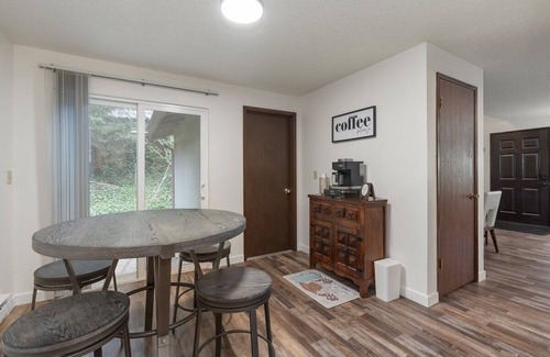 Olympia Apartment | Cozy Rural Retreat Near Urban Downtown with Great Amenities