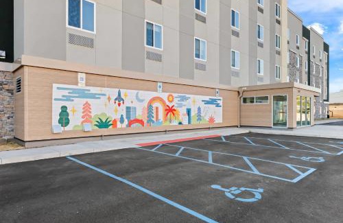 Huntsville Hotel | Family-Friendly Everhome Suites in Huntsville - Research Park