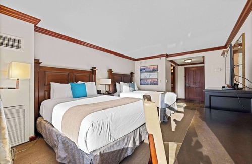 Olympic Valley Resort | Discover Everline Resort & Spa with Valley View Amenities