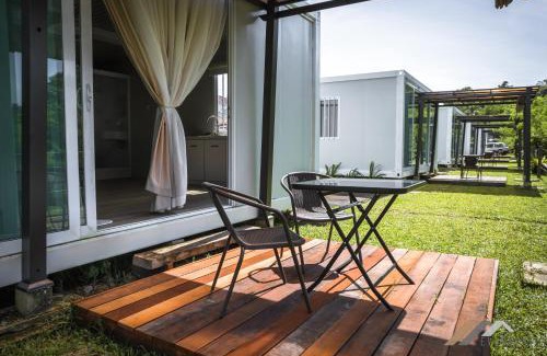 Miri Other | Serene Evernent Lakeside Hideout with 8/10 Review Score