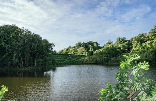Miri Other | Serene Evernent Lakeside Hideout with 8/10 Review Score