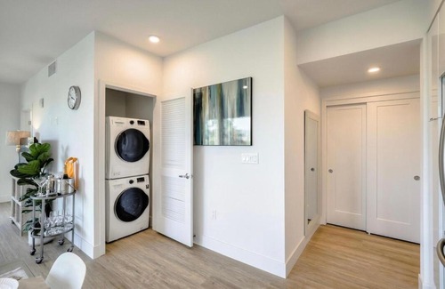 Paradise Apartment | Family-Friendly Getaway with Pool & Pet Amenities