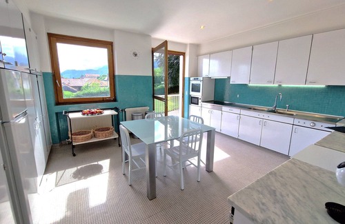 Neuvecelle Villa | Evian: Breathtaking Lake Geneva Views & Top-Rated Comfort