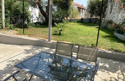 Igoumenitsa Apartment | Cozy Evie’s Apartment: Your Perfect Travel Retreat