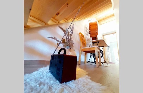 Senj House | Evina Kuća: Family-Friendly Retreat with Hot Tub Access