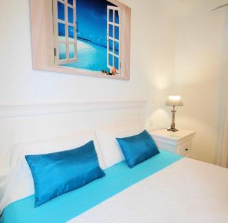 Caleta de Sebo Apartment | Oceanfront Evita Beach Suites with Exceptional Guest Ratings