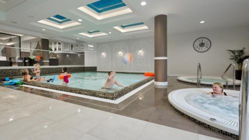Tlen Hotel | Relax at Evita Hotel & SPA: 4-Star Retreat with Pool