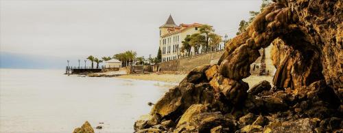 Loutra Edipsou Hotel | Pet-Friendly Evita's Studios - Guest Rated 10/10 Stay