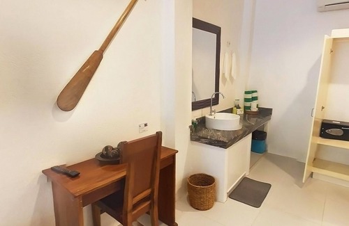 Daanbantayan Hotel | Explore Evolution Dive and Beach Resort: Family-Friendly Escape