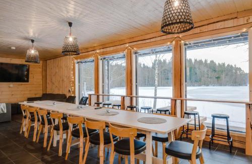 Hameenlinna Villa | Indulge at Evon Luonto - Aulangon Rantahuvila, 4 Stars