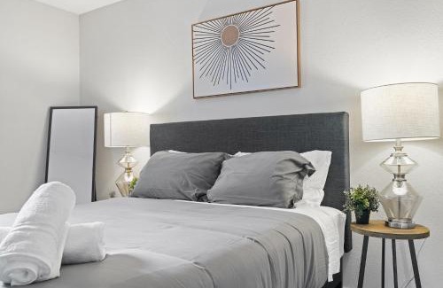 St. Johns Apartment | Evonify Stays - Highland - Stylish Furnished Apartments