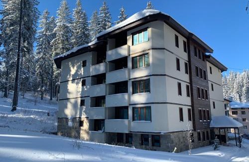 Pamporovo Apartment | Pet-Friendly Stay at Pamporovo Evrika 1 Apartment 19
