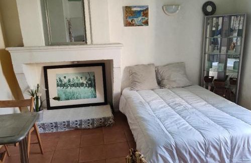 Anglade House | Pet-Friendly Getaway at Ex Domaine Chandelier Hotel